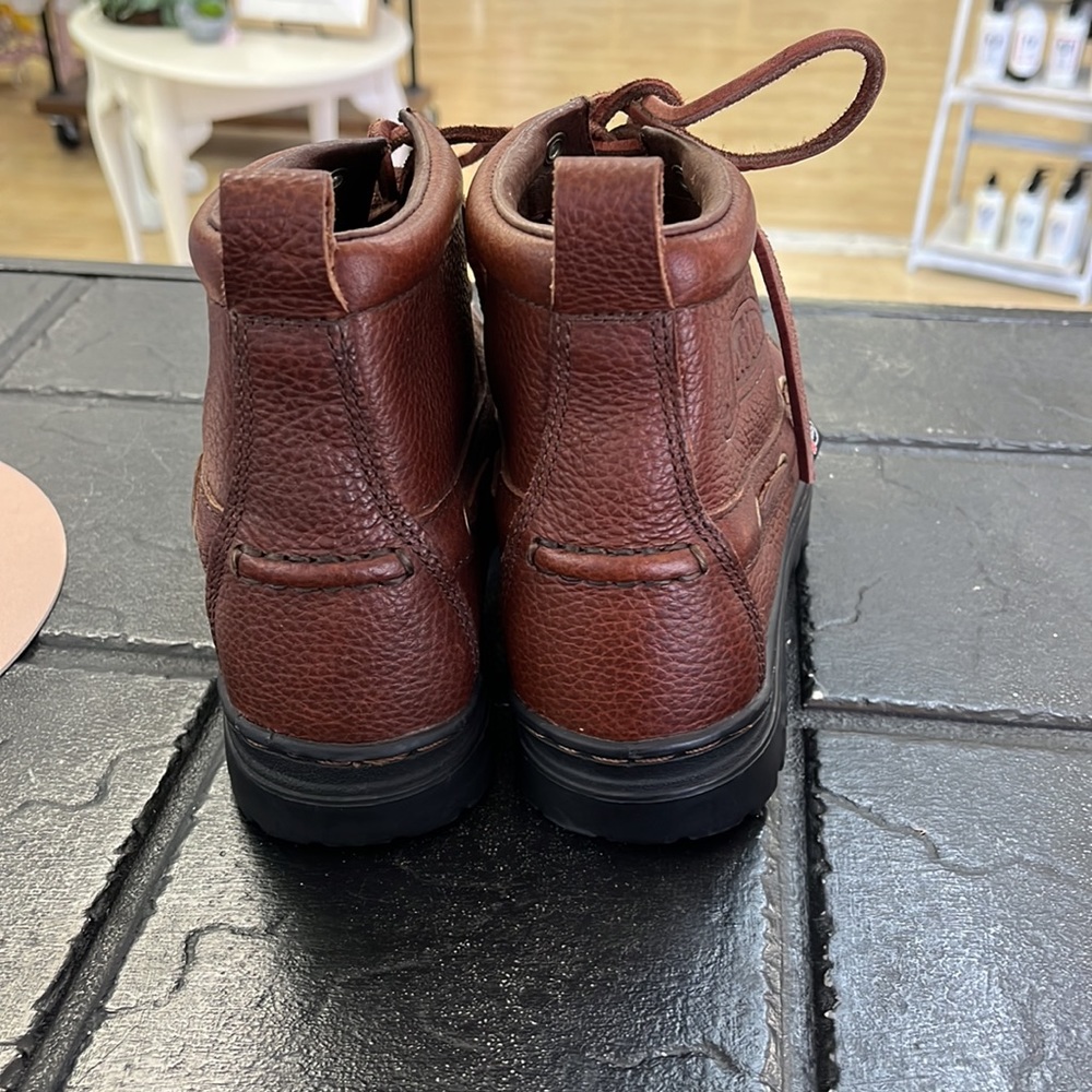 NWOT Leather boots by Justin - Picture 4 of 8